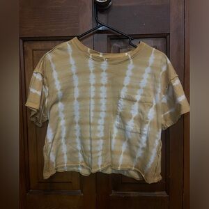 Yellow and white tie-die Forever 21 crop top. Size small. Perfect condition.